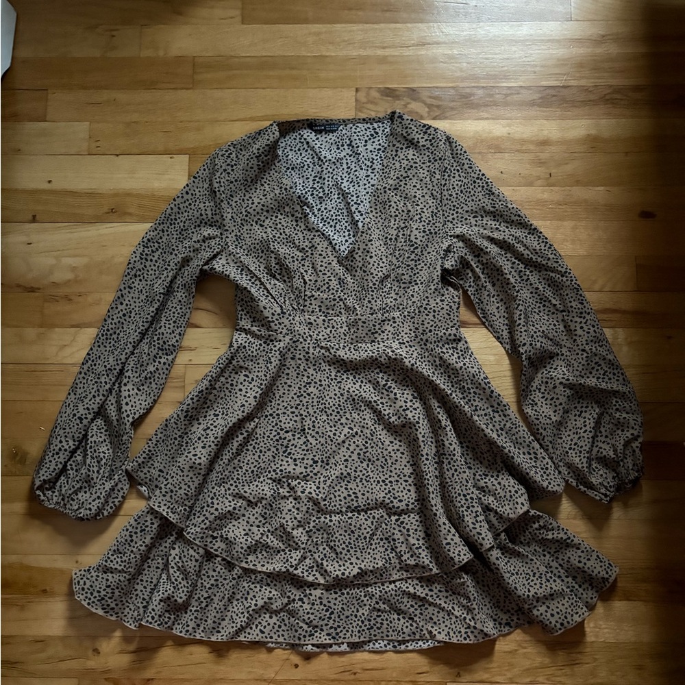 SHEIN Black and Cream Long Sleeve Dress